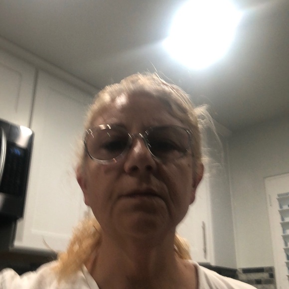 Meet your Posher, Marine - Picture 1 of 1